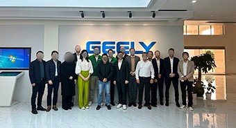 【培训案例】某海外客户走进极氪智慧工厂，学习吉利汽车新能源数字化转型
